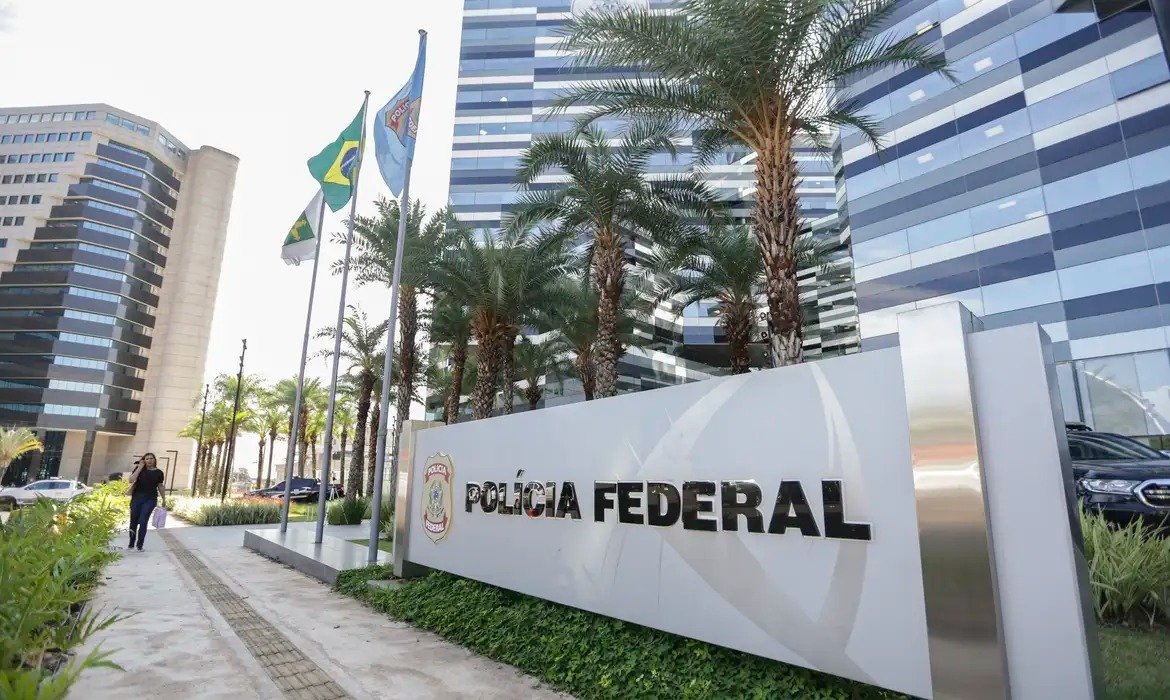 Operação contra fraudes no INSS cumpre mandados em Pernambuco e outros estados Operação contra fraudes no INSS cumpre mandados em Pernambuco e outros estados