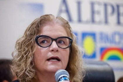 Secretária de Raquel rebate oposição sobre suposta redução de leitos em Pernambuco: “equÃvoco” Secretária de Raquel rebate oposição sobre suposta redução de leitos em Pernambuco: “equÃvoco”