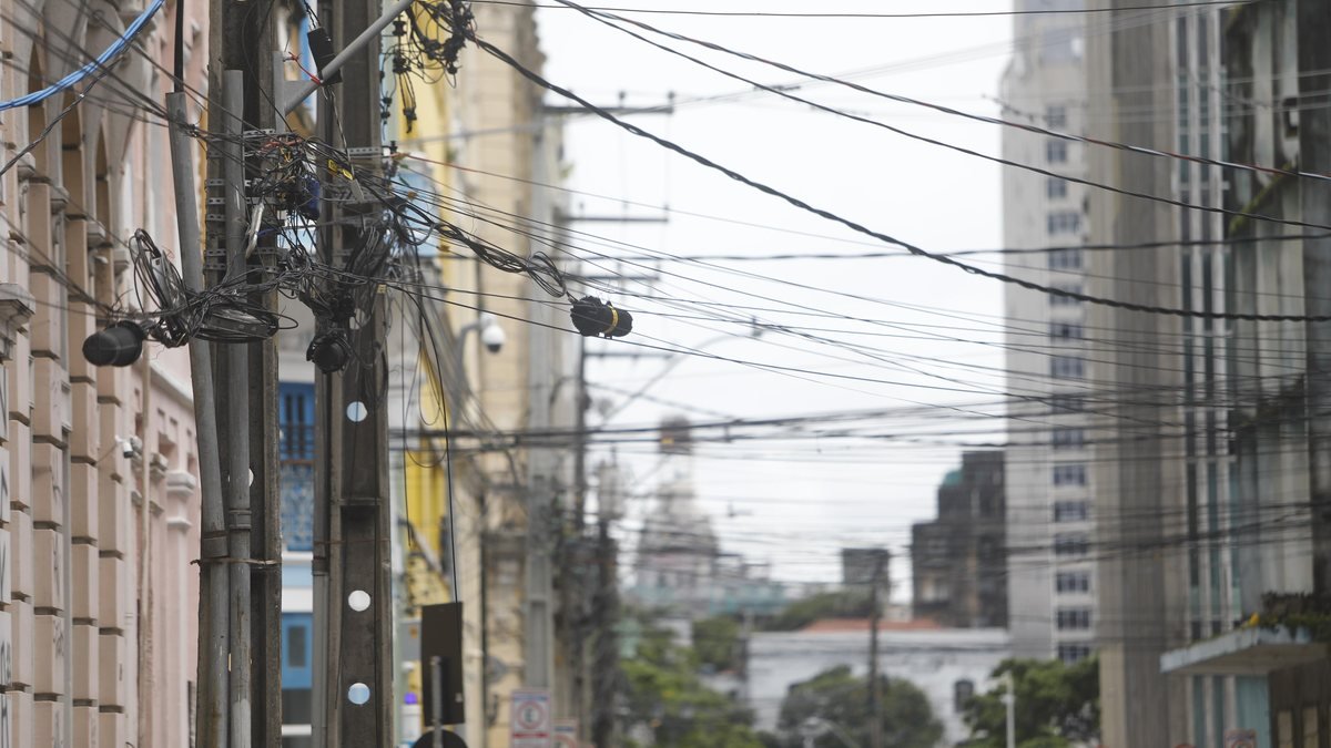 Raquel inicia intervenção de R$ 185 milhões em reduto de João Campos
