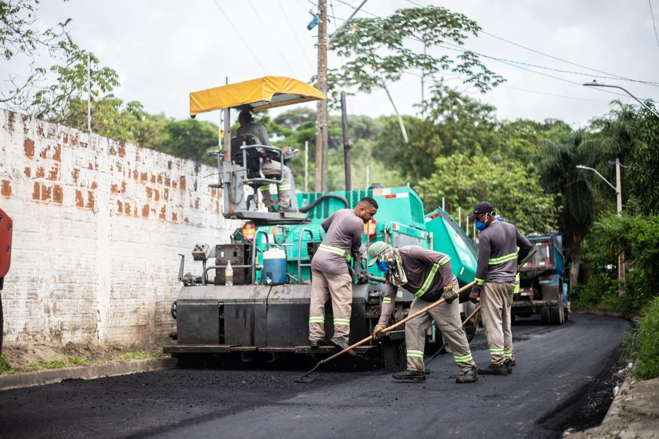 Prefeitura de Camaragibe conclui obra de asfaltamento e libera Estrada dos Macacos totalmente requalificada nesta sexta-feira Prefeitura de Camaragibe conclui obra de asfaltamento e libera Estrada dos Macacos totalmente requalificada nesta sexta-feira