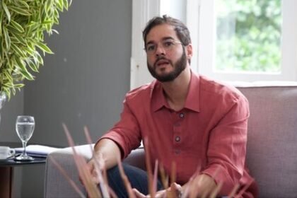 Aliado de Raquel Lyra, Túlio Gadêlha garante candidatura ao Senado Aliado de Raquel Lyra, Túlio Gadêlha garante candidatura ao Senado