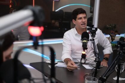Em dia de operação da PF sobre gestão do PSB, João Campos diz que é alvo de “milÃcia digital” Em dia de operação da PF sobre gestão do PSB, João Campos diz que é alvo de “milÃcia digital”