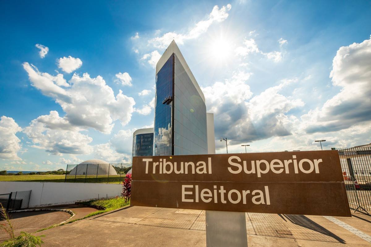 TSE divulga divisão de R$ 4,9 bilhões do Fundo Eleitoral para 2026; PL lidera repasses TSE divulga divisão de R$ 4,9 bilhões do Fundo Eleitoral para 2026; PL lidera repasses