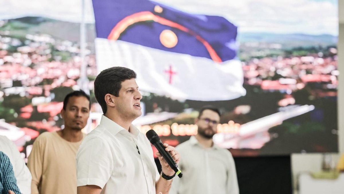 Em encontro com portuários, João Campos aponta Transnordestina como fundamental para expansão de Suape