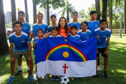 Governadora Raquel Lyra lança projeto Areninhas para construção de 203 campos de futebol em todo o Estado Governadora Raquel Lyra lança projeto Areninhas para construção de 203 campos de futebol em todo o Estado