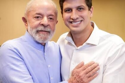 Após rumores de palanque duplo, Lula grava vídeo e garante apoio exclusivo a João Campos