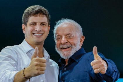 João Campos diz que relação com Lula é “histórica”: “Vamos ganhar a eleição” João Campos diz que relação com Lula é “histórica”: “Vamos ganhar a eleição”