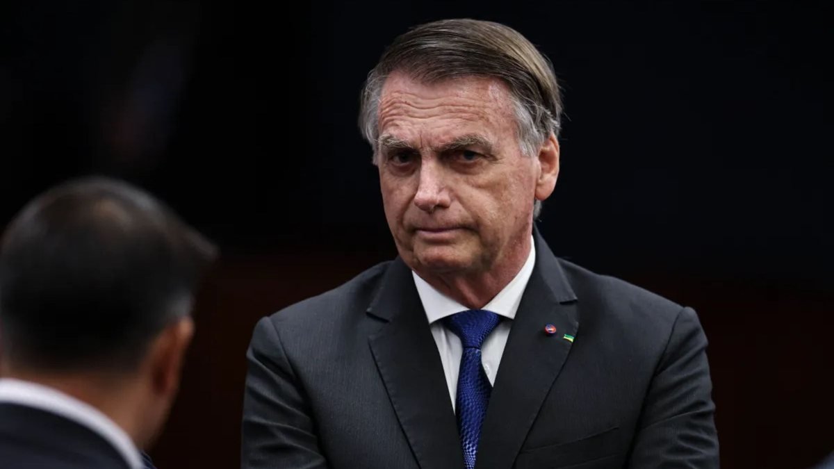 Prisão domiciliar de Jair Bolsonaro termina na quinta-feira e STF avalia prorrogação