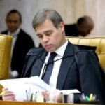 Fachin determina Mendonça como relator de investigação de Flávio no caso ‘Dark Horse’ Fachin determina Mendonça como relator de investigação de Flávio no caso ‘Dark Horse’