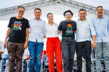 Ao lado de petistas, Raquel Lyra anuncia R$ 75,5 milhões para agricultura familiar