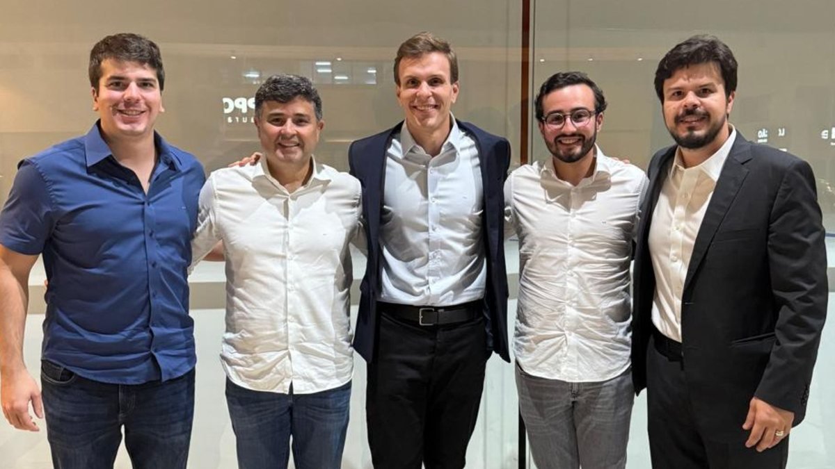 Progressistas decide por Eduardo da Fonte ao Senado com aval de Ciro Nogueira; Miguel e União Brasil se abstêm e negam validade jurídica Progressistas decide por Eduardo da Fonte ao Senado com aval de Ciro Nogueira; Miguel e União Brasil se abstêm e negam validade jurídica
