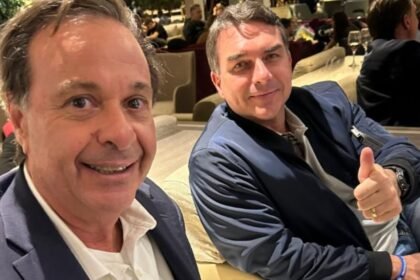 Gilson Machado viaja com Flávio Bolsonaro para os Estados Unidos para “reatar elos com o Brasil” Gilson Machado viaja com Flávio Bolsonaro para os Estados Unidos para “reatar elos com o Brasil”