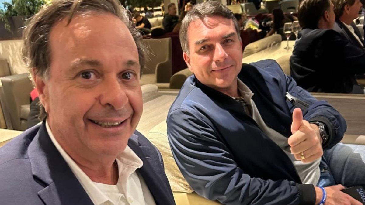 Gilson Machado viaja com Flávio Bolsonaro para os Estados Unidos para “reatar elos com o Brasil” Gilson Machado viaja com Flávio Bolsonaro para os Estados Unidos para “reatar elos com o Brasil”