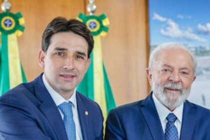 Silvio Costa Filho reafirma apoio a Lula e João Campos apesar de negociações nacionais entre Republicanos e PL Silvio Costa Filho reafirma apoio a Lula e João Campos apesar de negociações nacionais entre Republicanos e PL