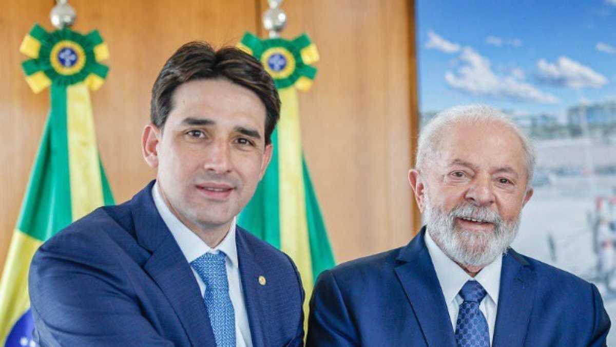 Silvio Costa Filho reafirma apoio a Lula e João Campos apesar de negociações nacionais entre Republicanos e PL