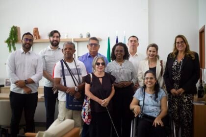 Camaragibe define transporte gratuito para pessoas com deficiência nas eleições e inicia diagnóstico para fortalecer políticas de inclusão