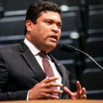 Joel da Harpa espera avanço de projeto que pode zerar Imposto de Renda para profissionais da segurança pública