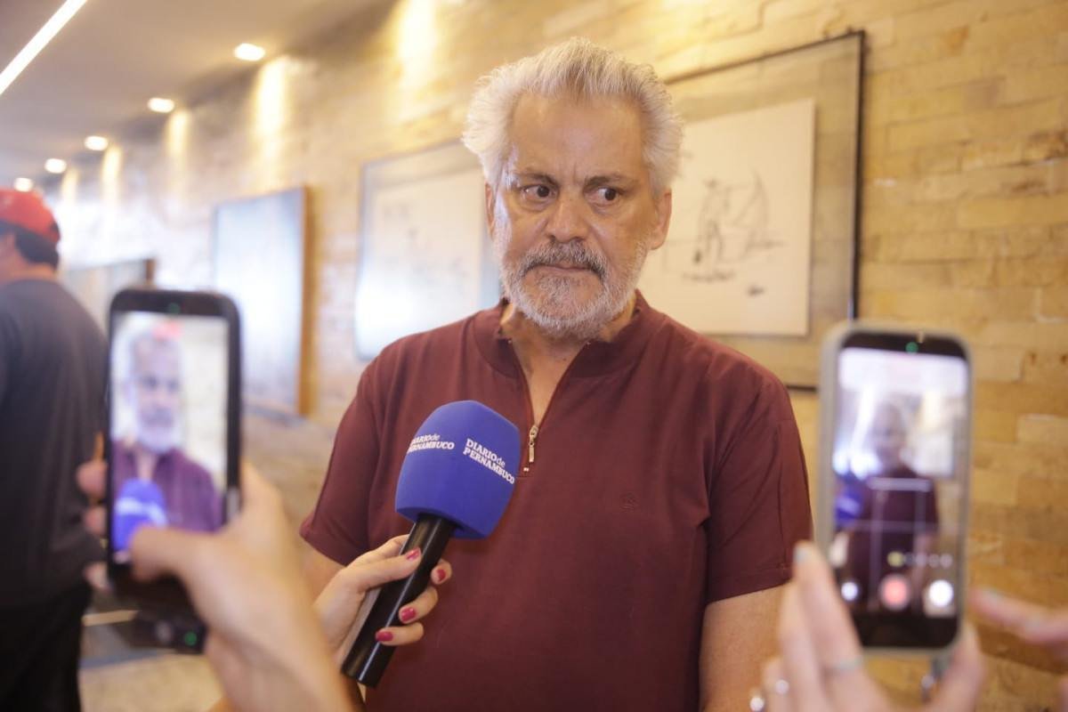 Presidente do PT Recife, Osmar Ricardo confirma licença para apoiar Raquel Lyra nas eleições Presidente do PT Recife, Osmar Ricardo confirma licença para apoiar Raquel Lyra nas eleições