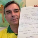 Campanha de Flávio Bolsonaro pode usar diálogos de Lulinha no caso do INSS para atacar Lula Campanha de Flávio Bolsonaro pode usar diálogos de Lulinha no caso do INSS para atacar Lula