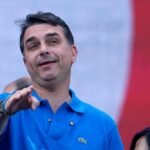 Flávio Bolsonaro reafirma desculpas a Michelle e faz apelo por união da direita em novo vídeo