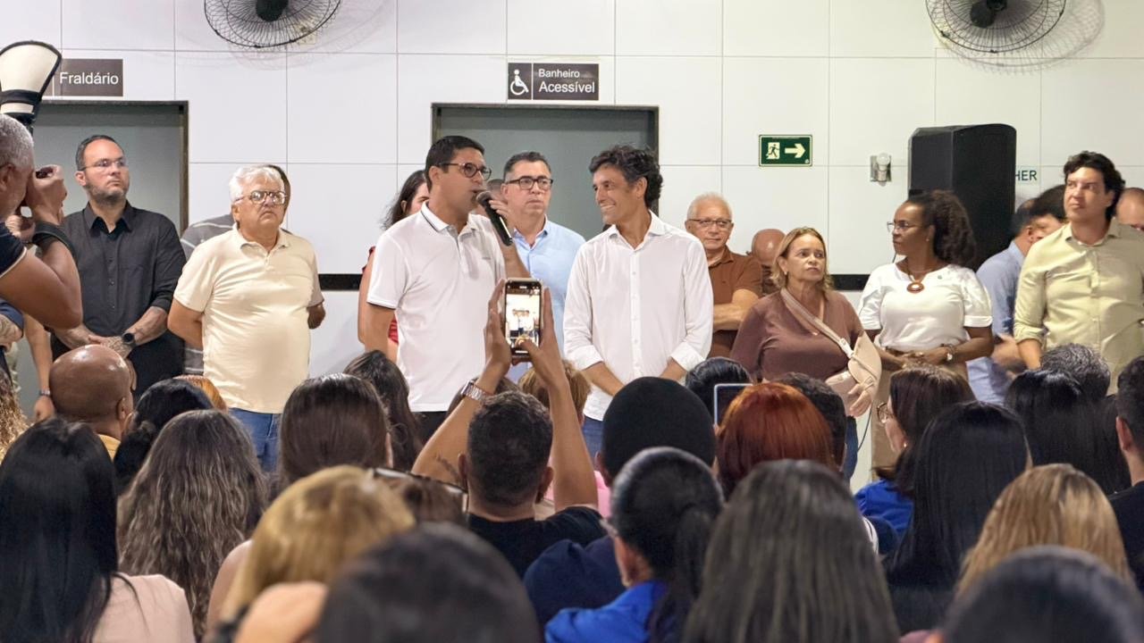Diego reúne lideranças políticas e populares para apresentar pré-candidatos a deputado estadual e federal em Camaragibe