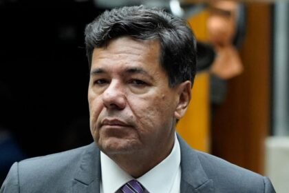 Convenção do PL confirma Mendonça Filho ao Senado e mantém partido neutro na disputa pelo Governo de Pernambuco Convenção do PL confirma Mendonça Filho ao Senado e mantém partido neutro na disputa pelo Governo de Pernambuco