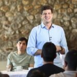 Em Triunfo, João Campos propõe Centro de Formação Técnica para cidade Em Triunfo, João Campos propõe Centro de Formação Técnica para cidade