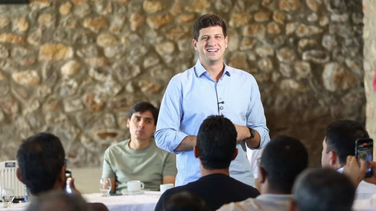 Em Triunfo, João Campos propõe Centro de Formação Técnica para cidade