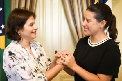 Governo Raquel Lyra alega teor eleitoreiro em pedido de impeachment contra Priscila Krause e defende vice-governadora Governo Raquel Lyra alega teor eleitoreiro em pedido de impeachment contra Priscila Krause e defende vice-governadora