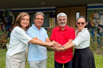 Após encontro com Raquel Lyra, prefeito de Ipojuca declara apoio à reeleição de Humberto ao senado Após encontro com Raquel Lyra, prefeito de Ipojuca declara apoio à reeleição de Humberto ao senado