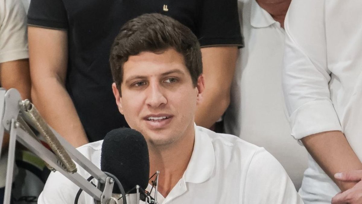 João Campos aposta em propaganda na TV para virada nas pesquisas João Campos aposta em propaganda na TV para virada nas pesquisas