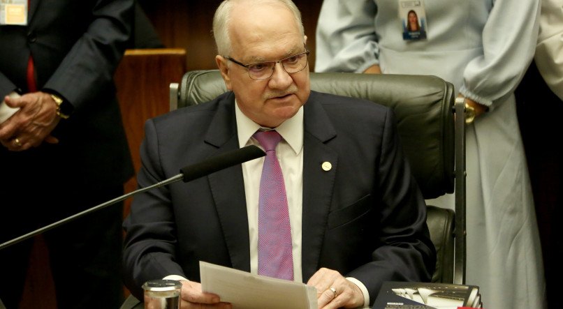 Cargo não confere privilégio, mas impõe limite’, diz Fachin após relatório da PF sobre Moraes