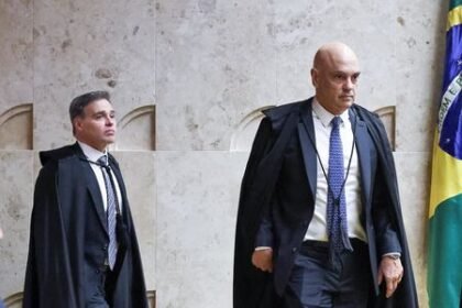 Fachin tira do inquérito das fake news pedido de Moraes para investigar Mendonça