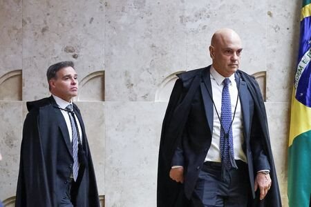 Fachin tira do inquérito das fake news pedido de Moraes para investigar Mendonça