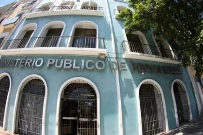 Prefeito de Salgadinho é preso em operação do MPPE que investiga fraudes em licitações e rachadinha