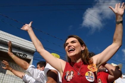 Marília comemora crescimento no Datafolha e liderança na disputa pelo Senado Marília comemora crescimento no Datafolha e liderança na disputa pelo Senado